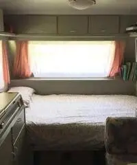 VENDO roulotte con preingresso VENDO roulotte con preingresso