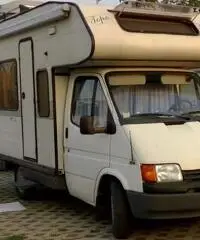 Ford Transit 2.5D Tenuto molto bene Ford Transit 2.5D Tenuto molto bene