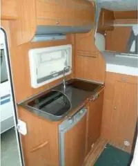 GIOTTILINE Therry T 31 garage 02/2010 colore bianco GIOTTILINE Therry T 31 garage 02/2010 colore bianco