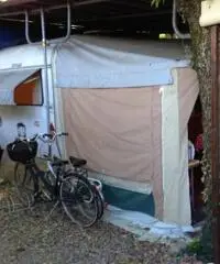 Vendo roulotte stanziale 5 metri 5 posti letto a Rivergaro Vendo roulotte stanziale 5 metri 5 posti letto a Rivergaro