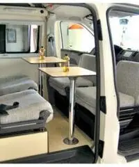 Volkswagen T5 California 2.5 TDI passo lungo