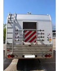Vendo camper mansardato Laika mod. Ecovip 2 Vendo camper mansardato Laika mod. Ecovip 2