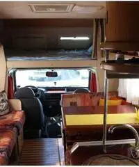 Vendo camper mansardato Laika mod. Ecovip 2 Vendo camper mansardato Laika mod. Ecovip 2