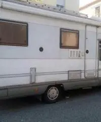 Camper Laika Lasercar 562 Mansardato 6 posti Camper Laika Lasercar 562 Mansardato 6 posti