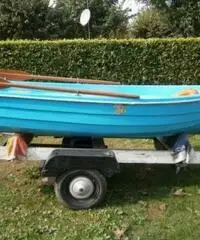 barca a motore ALTRO a remi anno 2005 lunghezza mt 4 barca a motore ALTRO a remi anno 2005 lunghezza mt 4