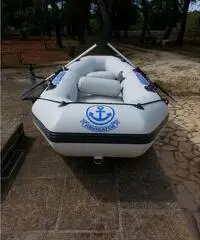 gommone  navigator II  lunghezza mt 4 gommone  navigator II  lunghezza mt 4