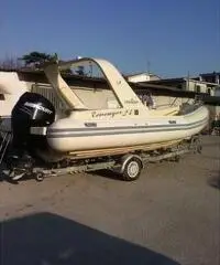 Gommone revenger + Motore Mercury Gommone revenger + Motore Mercury