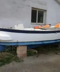 barca a motore SQUALO SQUALO CANTIERE S3 anno 1995 lunghezza mt 7,5 barca a motore SQUALO SQUALO CANTIERE S3 anno 1995 lunghezza mt 7,5