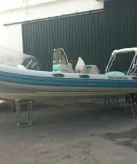 gommone Capelli LANCER 600 anno 2000 lunghezza mt 6 gommone Capelli LANCER 600 anno 2000 lunghezza mt 6