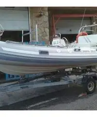 Gommone Nuova-Jolly 4,65 mt con motore Honda 50 HP Gommone Nuova-Jolly 4,65 mt con motore Honda 50 HP