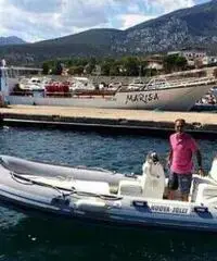Gommone Nuova-Jolly 4,65 mt con motore Honda 50 HP Gommone Nuova-Jolly 4,65 mt con motore Honda 50 HP