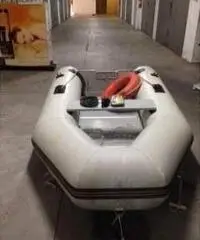 Tender m 3,10 + motore Honda 2,5 cv Tender m 3,10 + motore Honda 2,5 cv