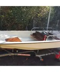 Boston Whaler 15' Super Sport+ Yamaha 25 Top+ Carrello Umbra