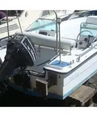 barca a motore NAVALPLASTICA Hurricane anno 93 lunghezza mt 5 barca a motore NAVALPLASTICA Hurricane anno 93 lunghezza mt 5