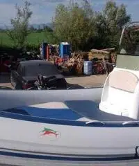 Gommone asso 21 con mercury optimax in garanzia ...da vedere Gommone asso 21 con mercury optimax in garanzia ...da vedere