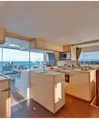 Noleggio barca catamarano in Grecia Media Ship Charter Noleggio barca catamarano in Grecia Media Ship Charter