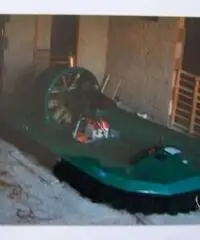 Hovercraft (scafo da competizione) ad Agnone Cilento (SA)