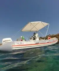 NOLEGGIO BARCA GOMMONE ESCURSIONI SICILIA AVOLA SKIPPER TOUR NOLEGGIO BARCA GOMMONE ESCURSIONI SICILIA AVOLA SKIPPER TOUR