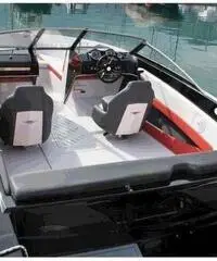 barca a motore GLASTRON GTS 200 anno 2013 lunghezza mt 640 barca a motore GLASTRON GTS 200 anno 2013 lunghezza mt 640