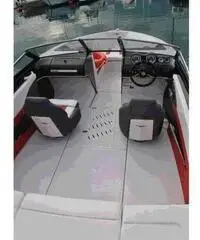 barca a motore GLASTRON GTS 200 anno 2013 lunghezza mt 640 barca a motore GLASTRON GTS 200 anno 2013 lunghezza mt 640