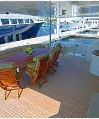 Lazzara 94 PILOTHOUSE Lazzara 94 PILOTHOUSE
