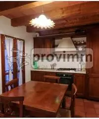 Centro città: Vendita Trilocale in via fra michelino, 41 Centro città: Vendita Trilocale in via fra michelino, 41