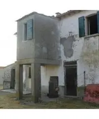 Casa indipendente in Vendita a Meldola Casa indipendente in Vendita a Meldola