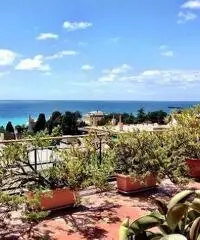 Appartamento in vendita a Genova, Quinto Appartamento in vendita a Genova, Quinto