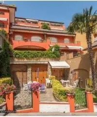 Rapallo / San Michele di Pagana appartamento omniconfort in residence di prestigio di nuova costruzi