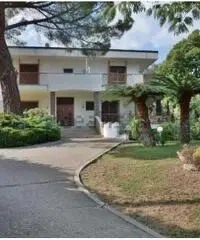 Vendita Villa in Strada Solaro Vendita Villa in Strada Solaro