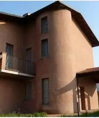 Villa bifamiliare - Lodi LO. Villa bifamiliare - Lodi LO.