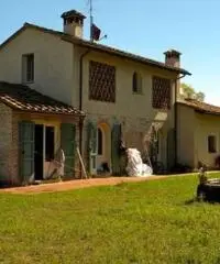 Rustico/Corte in vendita a TORRE DEL LAGO-MARINA - Viareggio 200 mq Rustico/Corte in vendita a TORRE DEL LAGO-MARINA - Viareggio 200 mq