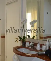 Villa singola in vendita a MARINA DI PIETRASANTA - Pietrasanta 347 mq