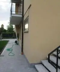 V632 - casa indipendente su 4 lati, bifamiliare V632 - casa indipendente su 4 lati, bifamiliare