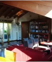 Vendita Trilocale in Via Castello, 8 Vendita Trilocale in Via Castello, 8