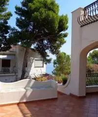 ALFA - AM014 - Villa con Piscina Zona Mare ALFA - AM014 - Villa con Piscina Zona Mare