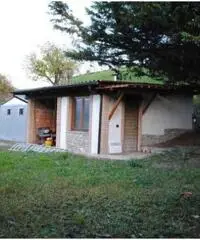 SPLENDIDO RUSTICO IN SASSO RISTRUTTURATO RECENTEMENTE E GIARDINO