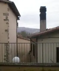 Abitazione nel Centro Storico di Preci con Giardino privato panoramico