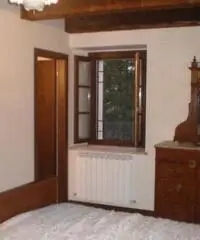 Antico Casale in posizione panoramica in una frazione di Preci Antico Casale in posizione panoramica in una frazione di Preci