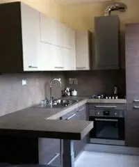 APPARTAMENTO di 3 vani e di 70 mq (CARMIGNANO) APPARTAMENTO di 3 vani e di 70 mq (CARMIGNANO)