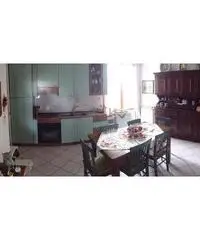 APPARTAMENTO di 4 vani e di 100 mq (POGGIO A CAIANO) APPARTAMENTO di 4 vani e di 100 mq (POGGIO A CAIANO)