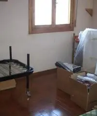 APPARTAMENTO di 4 vani e di 80 mq (CARMIGNANO) APPARTAMENTO di 4 vani e di 80 mq (CARMIGNANO)