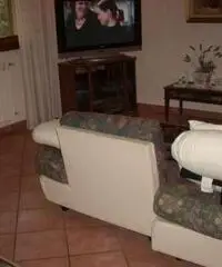 APPARTAMENTO di 4 vani e di 92 mq (CARMIGNANO) APPARTAMENTO di 4 vani e di 92 mq (CARMIGNANO)