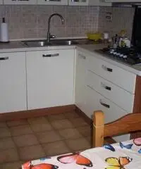 APPARTAMENTO di 6 vani e di 180 mq (CARMIGNANO) APPARTAMENTO di 6 vani e di 180 mq (CARMIGNANO)