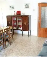 Milano Marittima - appartamento trilocale con due camere da letto. Milano Marittima - appartamento trilocale con due camere da letto.