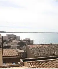 SIRACUSA, ORTIGIA, VENDESI SIGNORILE ATTICO CON SUPERLATIVA VISTA MARE SIRACUSA, ORTIGIA, VENDESI SIGNORILE ATTICO CON SUPERLATIVA VISTA MARE