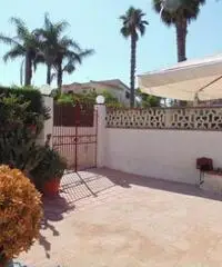 Vendita Villa in Viale dei Lidi Vendita Villa in Viale dei Lidi