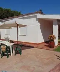 Vendita Villa in Viale dei Lidi Vendita Villa in Viale dei Lidi