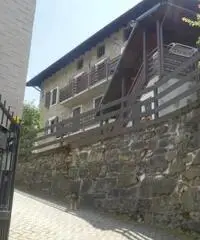 Poira: Vendita Casa indipendente in Via Poira,322