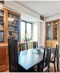 Vendita Quadrilocali in via Real Collegio 27